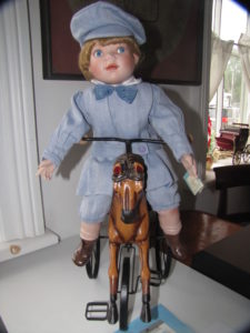 doll-on-horse